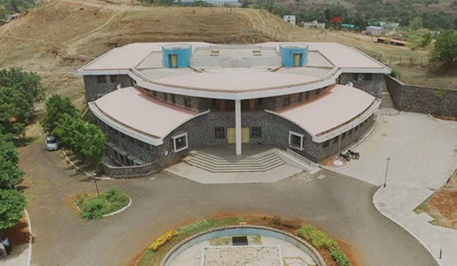 Rani Laxmibai Mulinchi Sainiki Shala