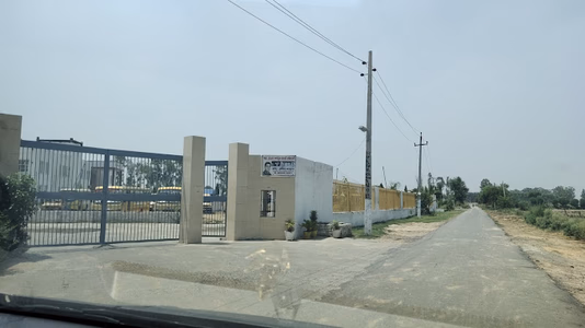 Ishwar International School