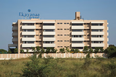 Ekayanaa School