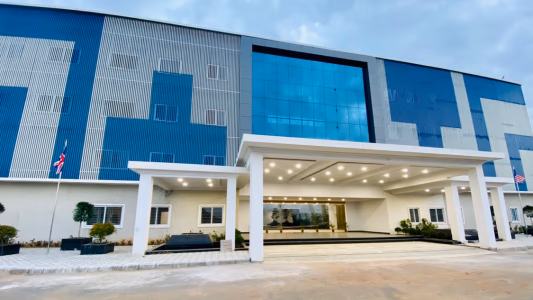 Candiidus International School