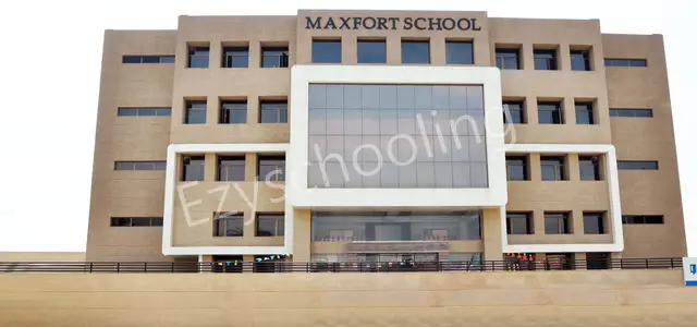 Maxfort School