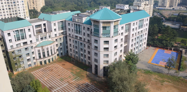 Hiranandani Foundation School