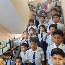 Daffodils High School