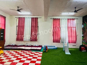 Radcliffe School Gallery