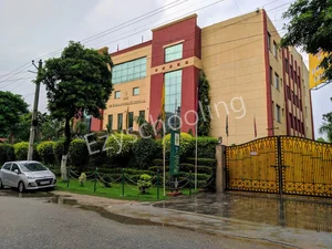 De Indian Public School Gallery