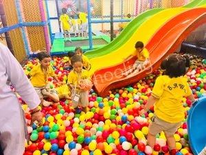 St. Andrews World School Gallery