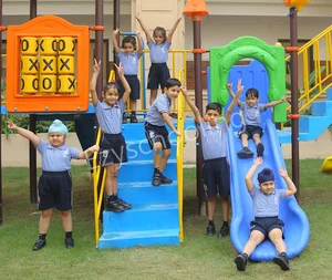 BLS World School Gallery