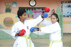 K V World School Gallery