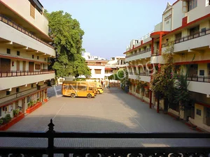 Spring Dale College Gallery