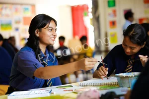 Reqelford International School Gallery