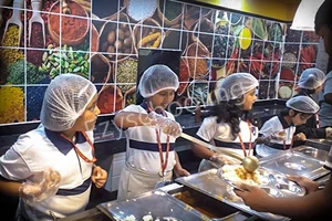 Manchester International School Gallery