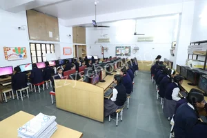 Rani Laxmi Bai Memorial Senior Secondary School Gallery
