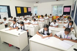 Rotterdam International School Gallery