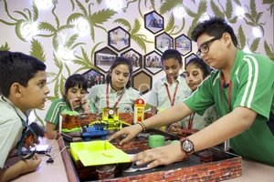 DLF Public School Gallery