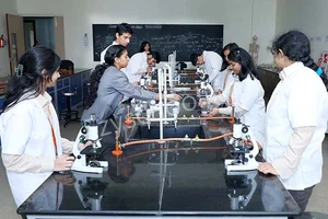 MVM PU College Gallery