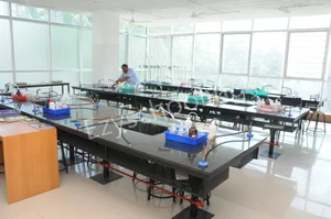 Base PU College Gallery