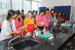 Base PU College Gallery