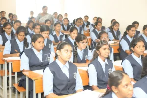 Cluny PU College Gallery