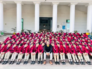 Puran Murti Global School Gallery
