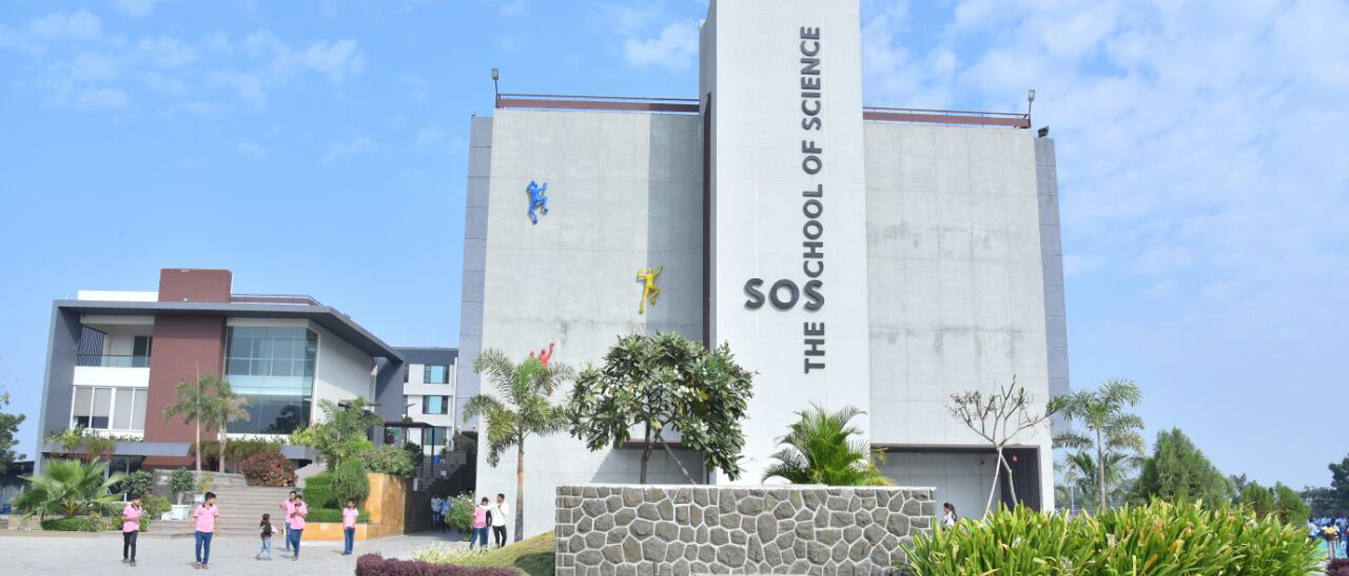 School Of Science, Rajkot, Gujarat Boarding School BuildingImage 1