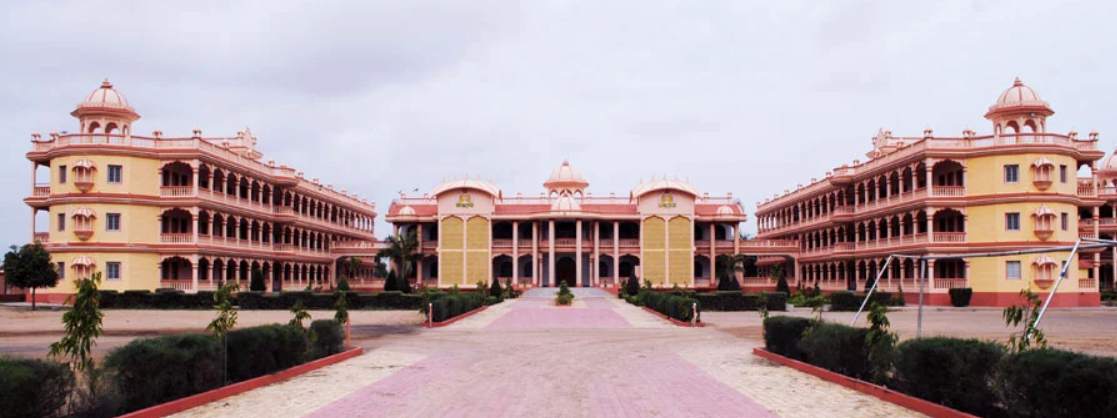 Shree Ghanshyam Academy, Bhuj, Gujarat Boarding School BuildingImage 1