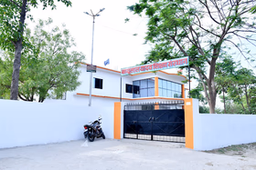 Babu Lal Yadav Shikshan Sansthan, Khujehra, Lucknow School Building