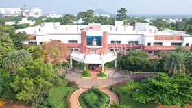 Shrishti Vidyashram Sr. Sec. School, Vellore, Tamil Nadu Boarding School Building