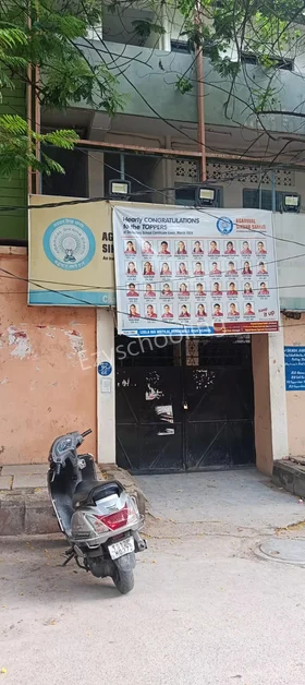 Leela Bai Motilal Tondewale High School, Ghansi Bazaar, Hyderabad School Building