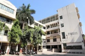 Sheth RN Shah English Medium Primary School, Somwar Peth, Pune School Building