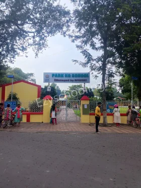 Park KG School, Ichapur, Kolkata School Building