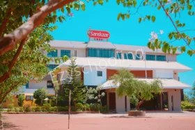 Sanskaar English Medium School, Keshwapur, Hubballi School Building