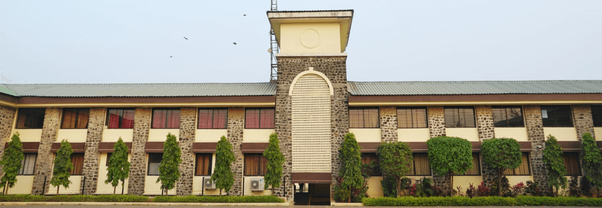 Fazlani International School Fazlani International School Gallery
