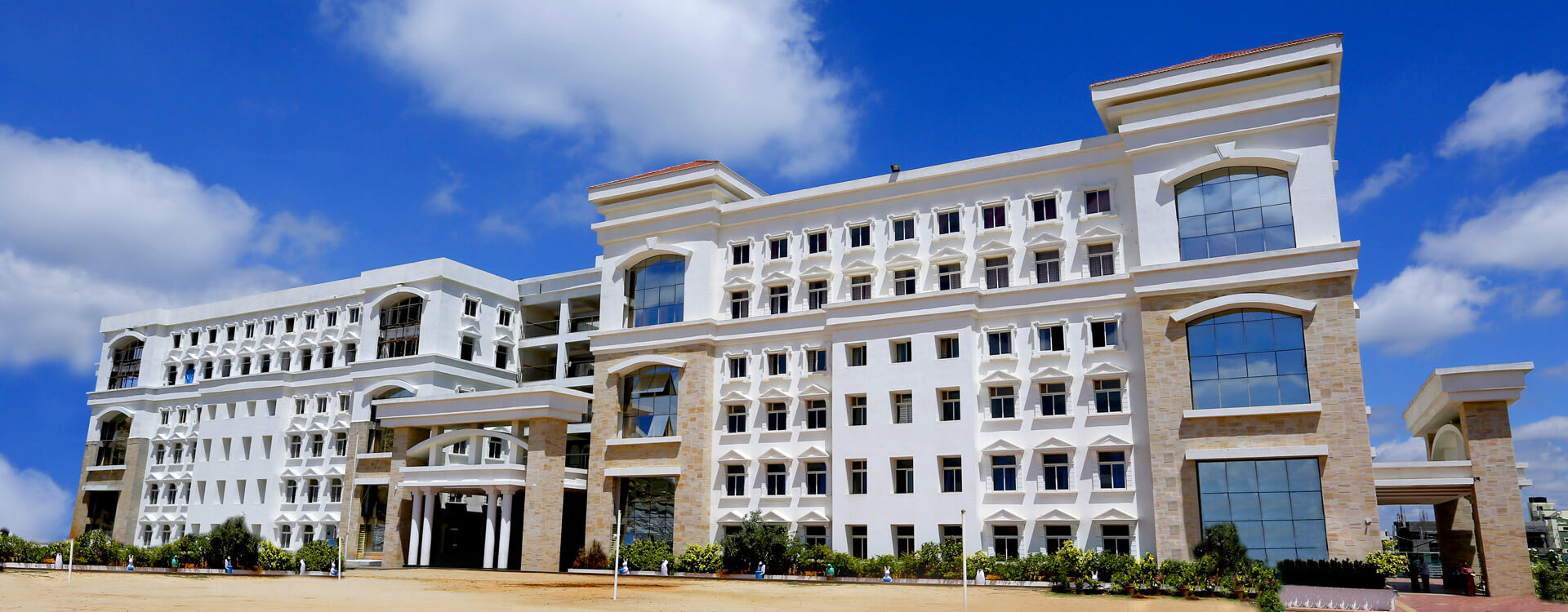 National Public School, Banashankari, Bangalore School BuildingImage 1