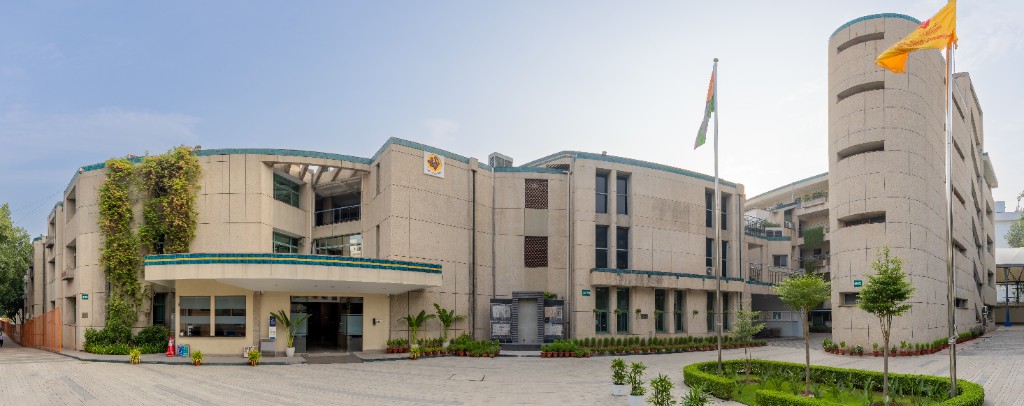 The Shri Ram school - Moulsari, DLF Phase III, Gurgaon School BuildingImage 1