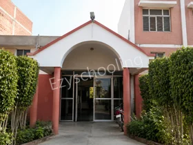 Ch. Ratanlal Smarak Vidhalaya, Ghanghola, Greater Noida School Building