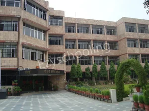 DAV Public School Gallery 0