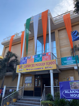 Ratanjee Modern School, Badarpur, Delhi School Building