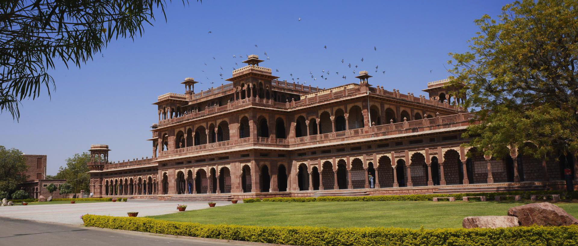 Mayoor Chopasni School, Jodhpur, Rajasthan Boarding School BuildingImage 1