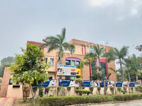 K V World School, Delta III, Greater Noida School Building