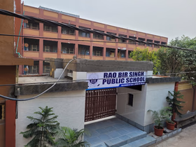 Rao Bir Singh Public School, Kapashera, Delhi School Building