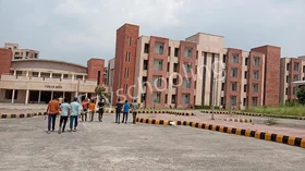 Panchsheel Balak Inter college, Sector 91, Noida School Building