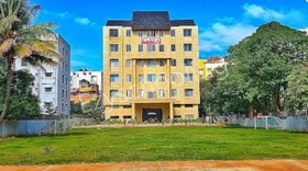 Clara Global School, B.T Kawade Road, Pune School Building
