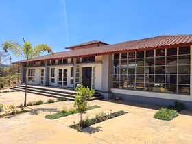 Valiants Academy, Kanakapura Road, Bangalore School Building