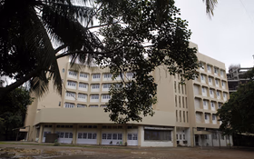 Smt. Ramdevi Sobhraj Bajaj Arya Vidya Mandir, Juhu, Mumbai School Building