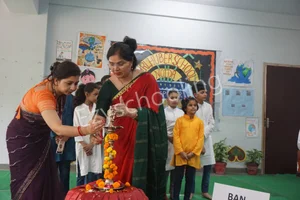 Karl Huber School Gallery 8