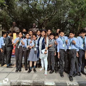 Green Valley Modern School Gallery 2