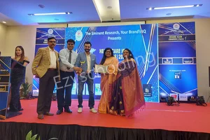 Icon Nurturing Innocence Gallery 9