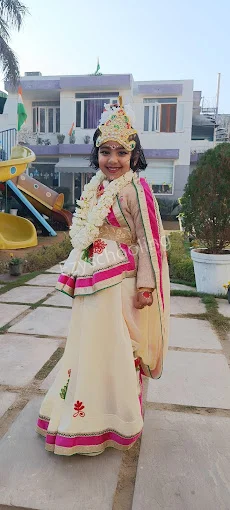 The Li'l Geniuses School Gallery 24