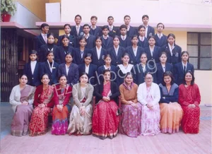 Bal Guide Inter College
Gallery 18