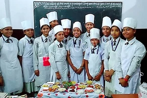 Bright Brain Public Collegiate Gallery 42